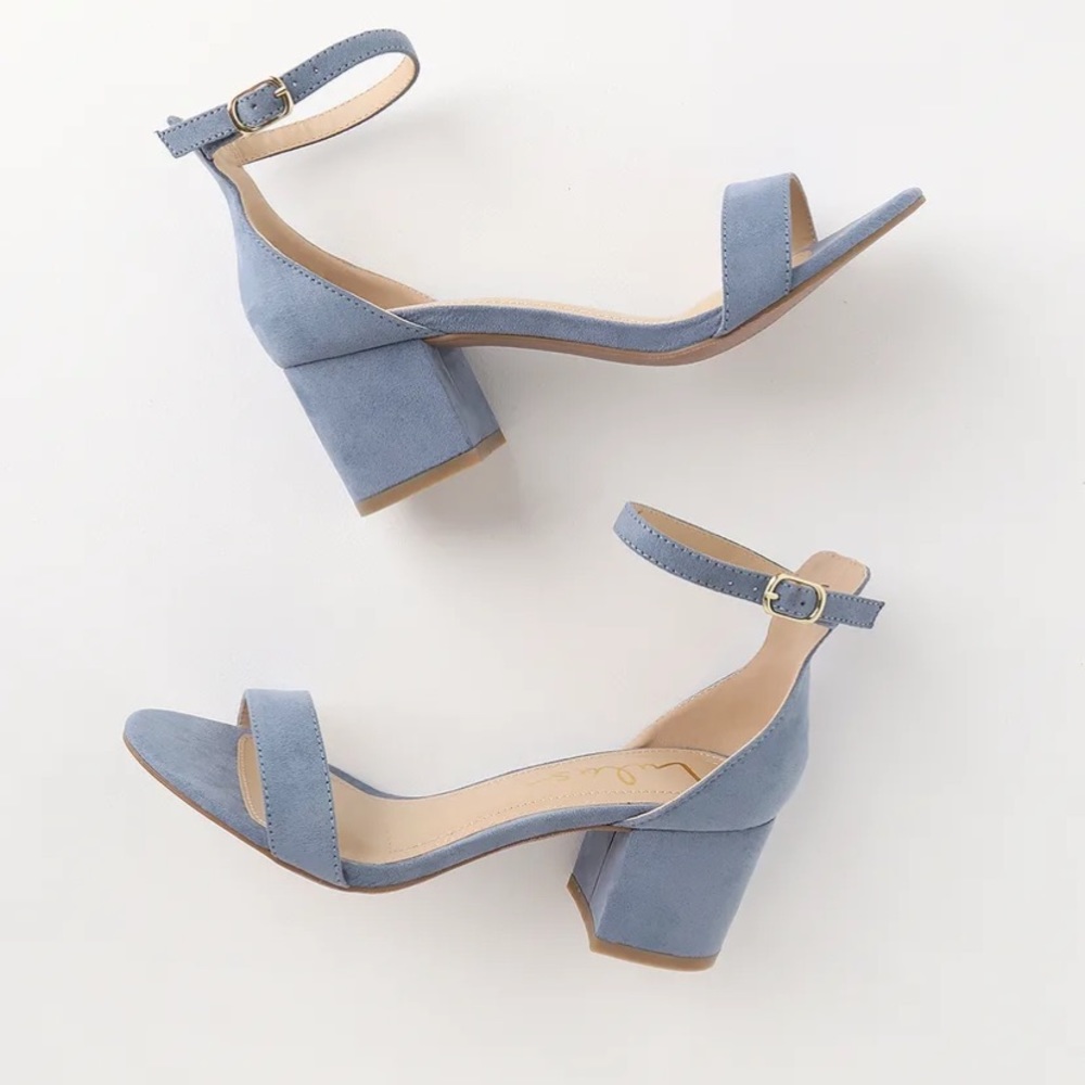 Lulu’s blue heels